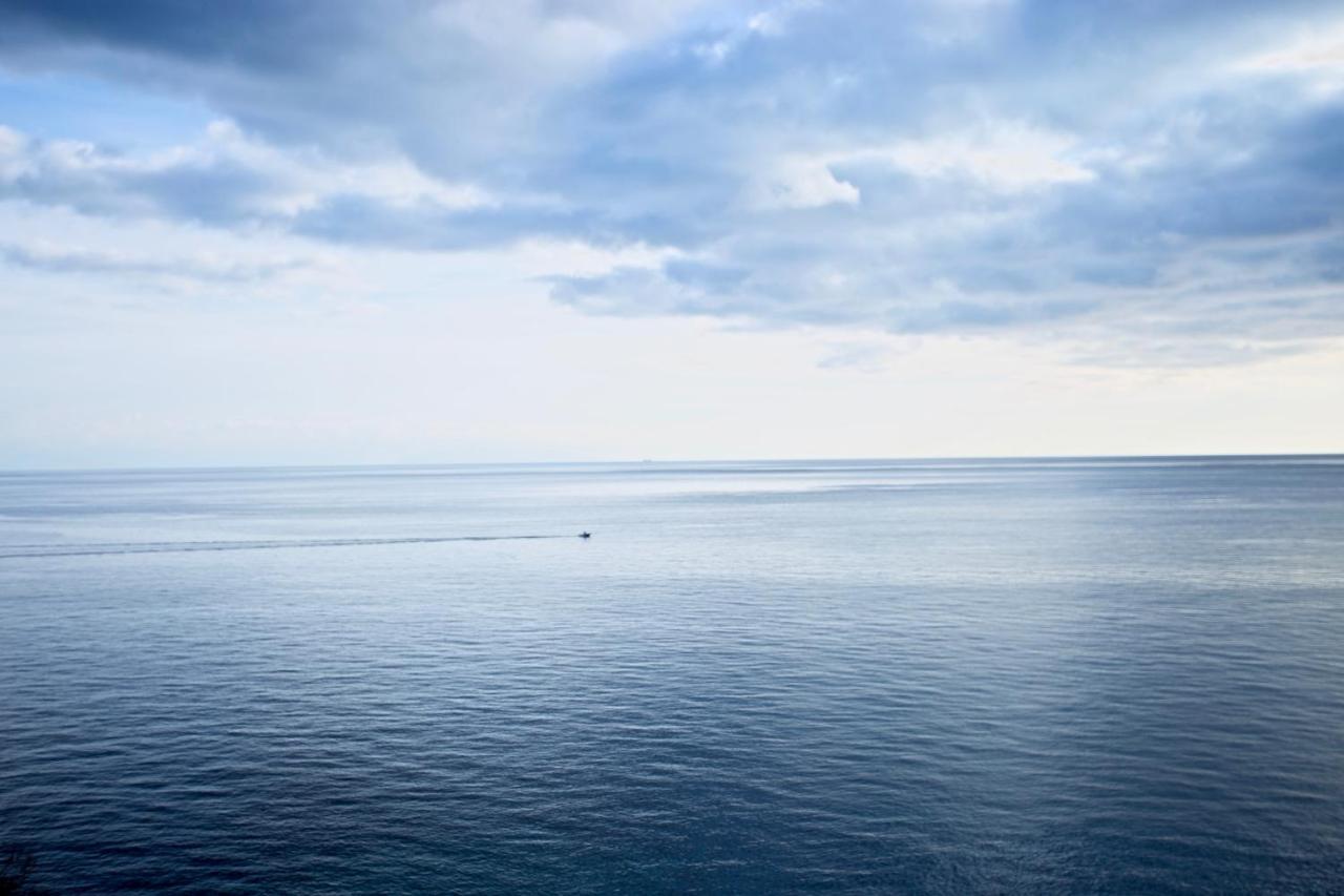 Vue Exceptionnelle Debut Cap Corse La Pier Noire Daire San-Martino-di-Lota Dış mekan fotoğraf